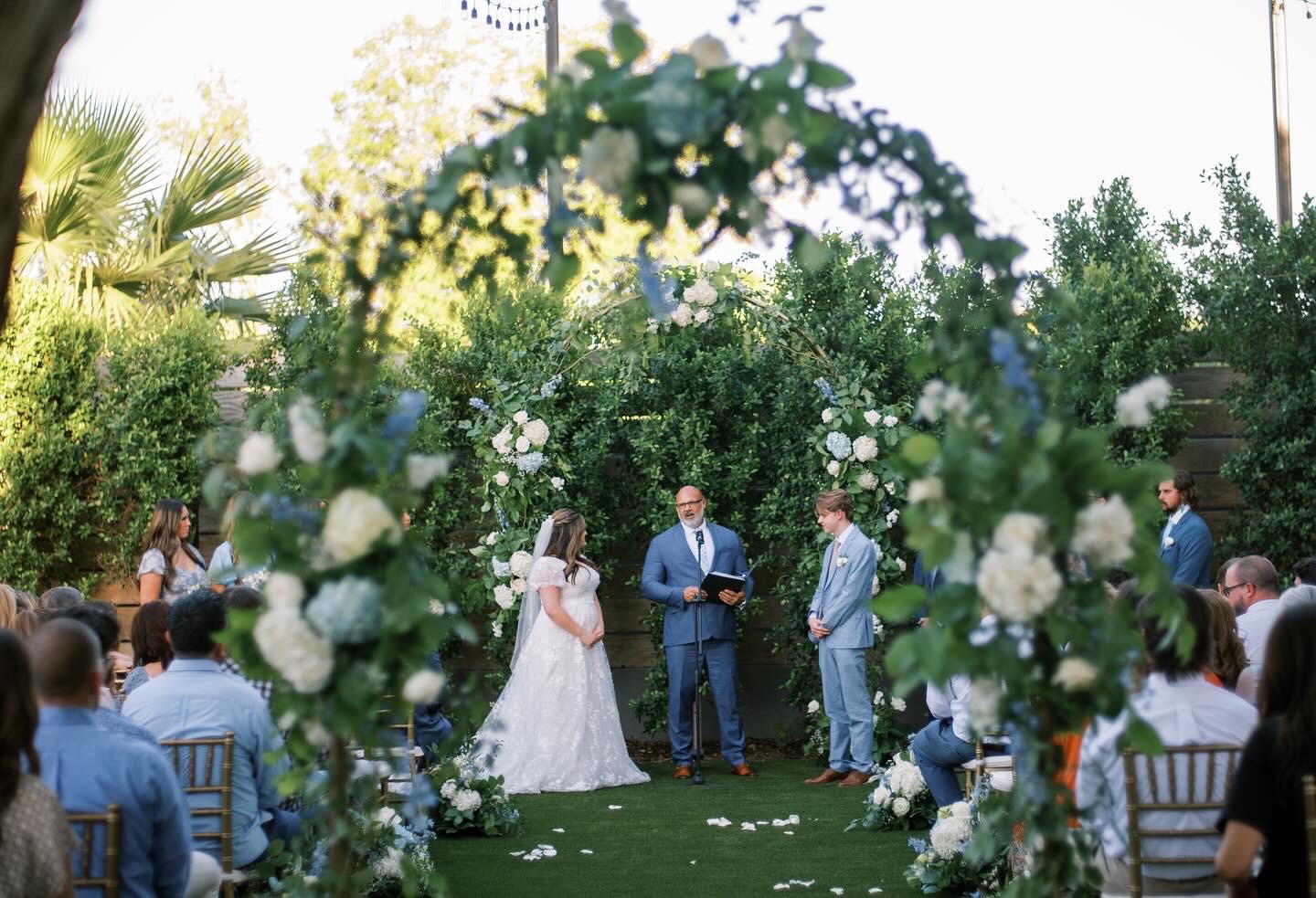 Floral arrangement preview